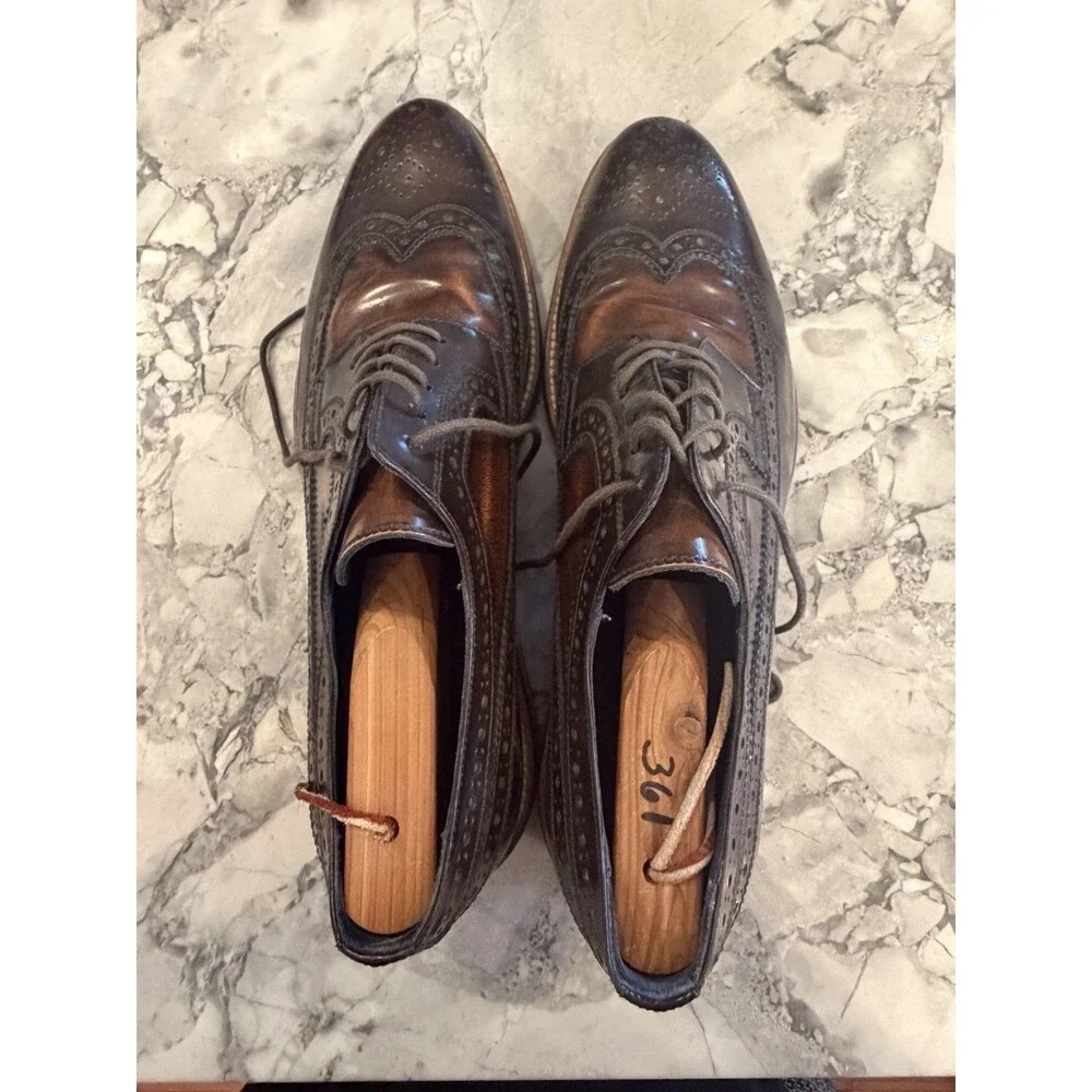 Johnston & Murphy Mens 10M Italy Leather Wingtip Brogue Oxford Shoes Shoe Trees